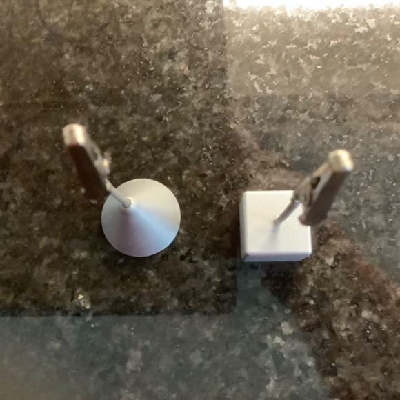 Silver Photo Place Card Memo Clips Set of 2 - Picture 5 of 5